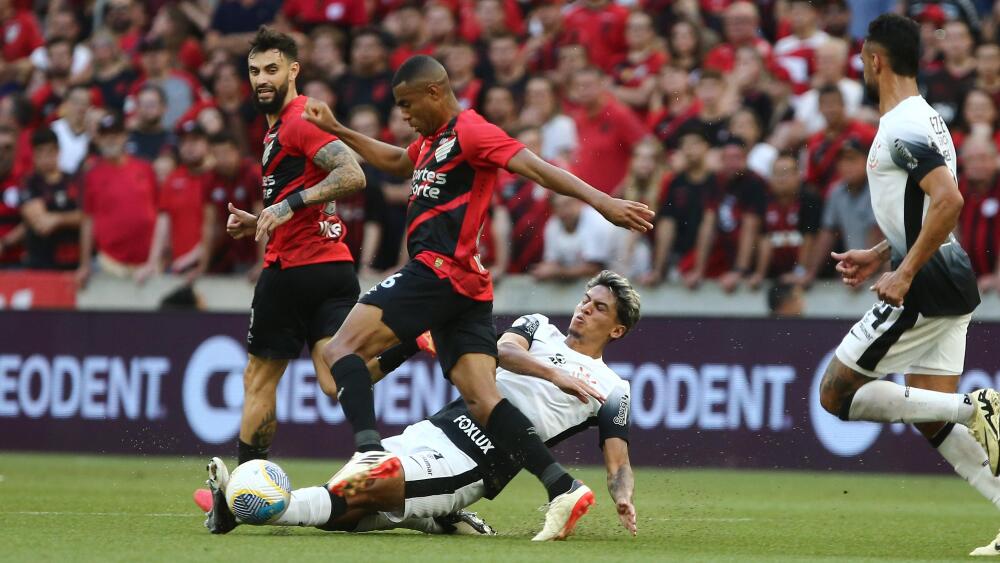 Nhận định soi kèo Corinthians vs Athletico Paranaense vào 06h00 ngày 18/10/2024